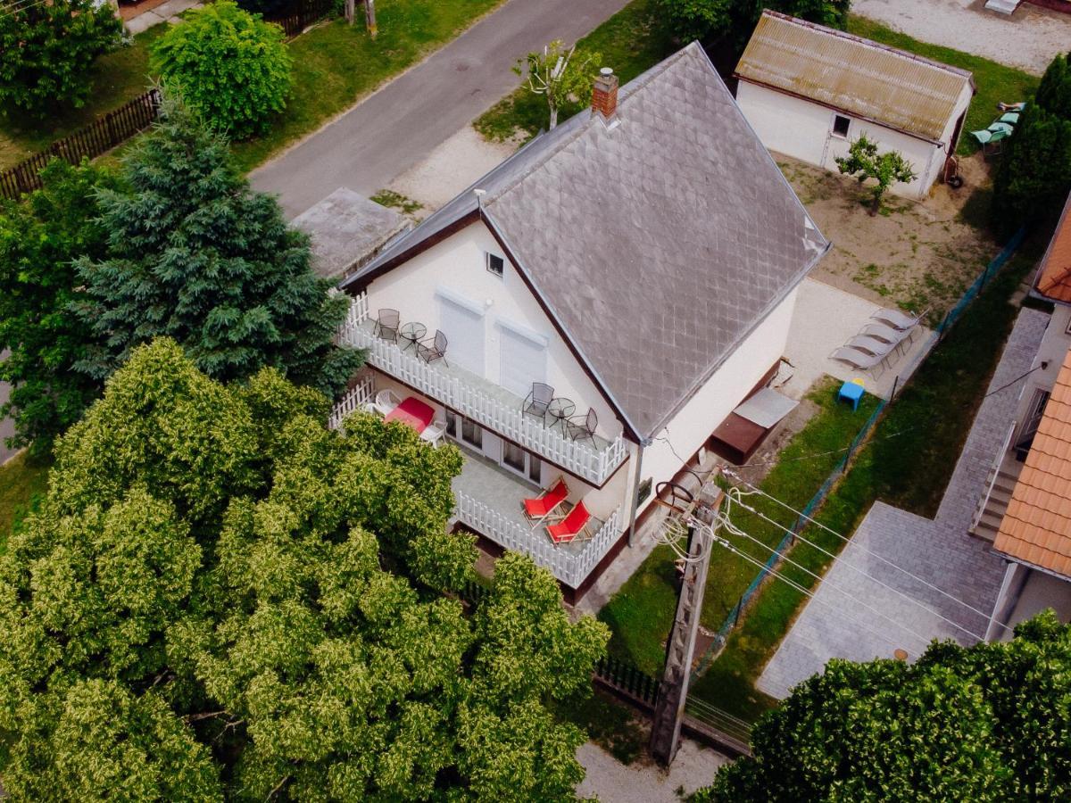 Nyirfa Apartman Vonyarcvashegy Bagian luar foto