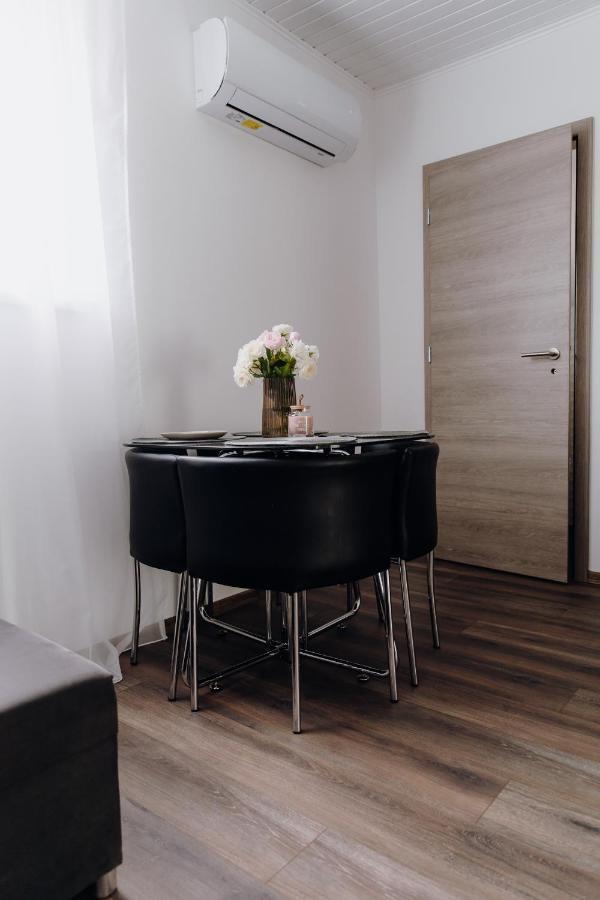 Nyirfa Apartman Vonyarcvashegy Bagian luar foto